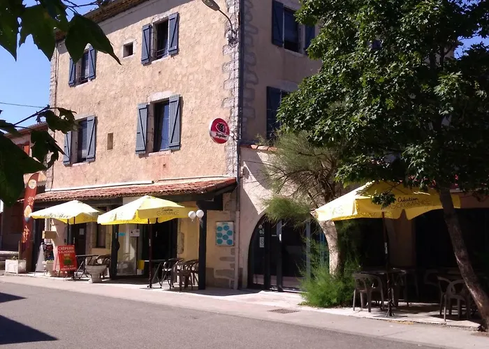 Hotel Les Voyageurs - Voguee