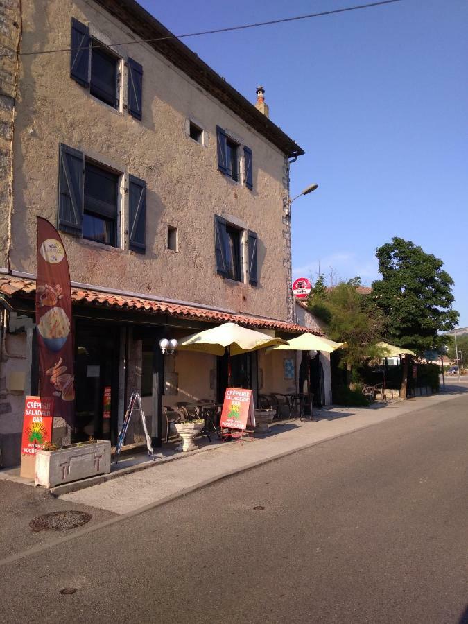 Hotel Les Voyageurs - Voguee 3*